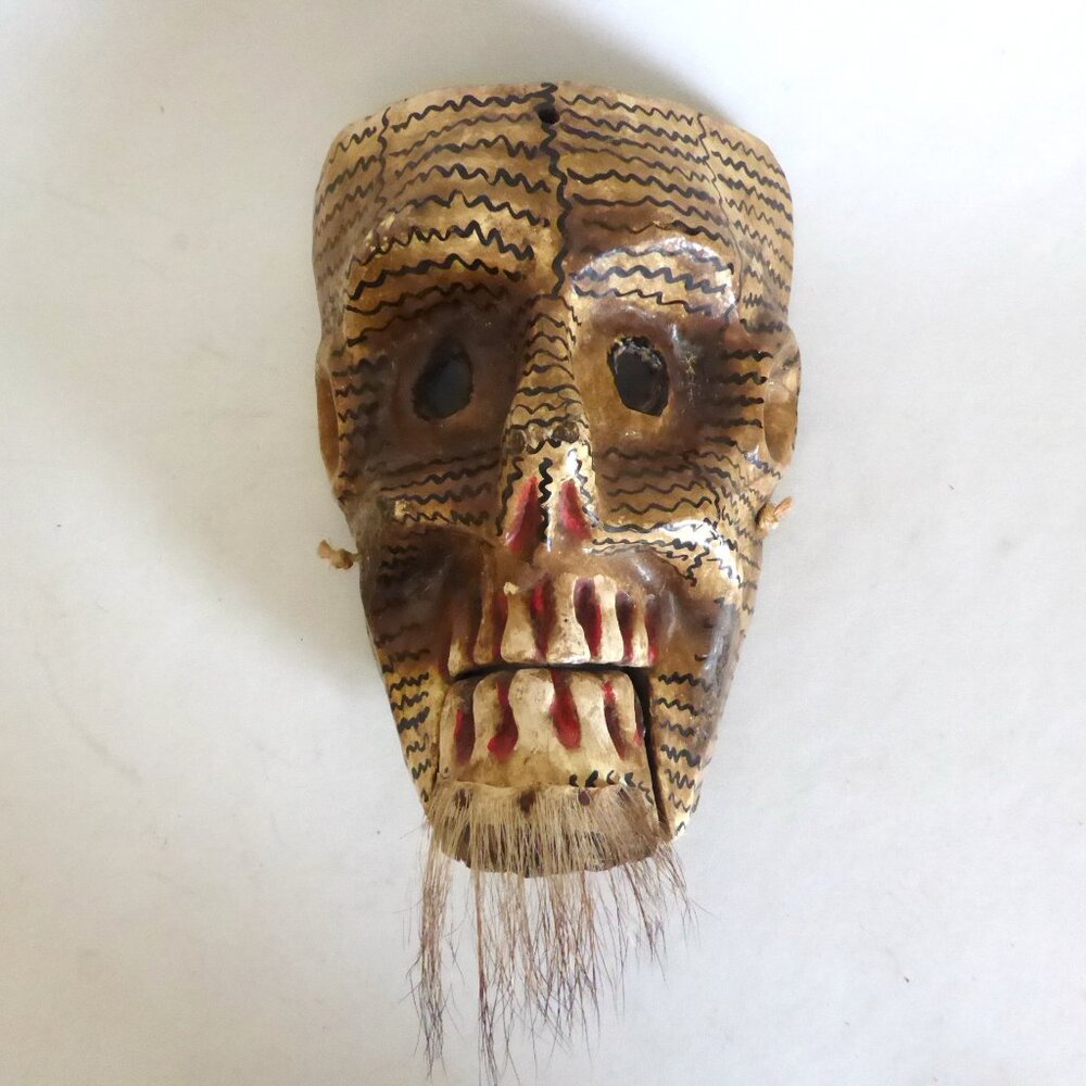 VINTAGE 10” MEXICO CALAVERA FOLK ART HAND CRAFTED CEREMONIAL DAY DEAD SKULL MASK